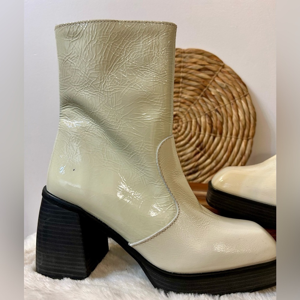 Free People Ruby Shine Platform Boot in White Size 38.5 - Picture 14 of 15